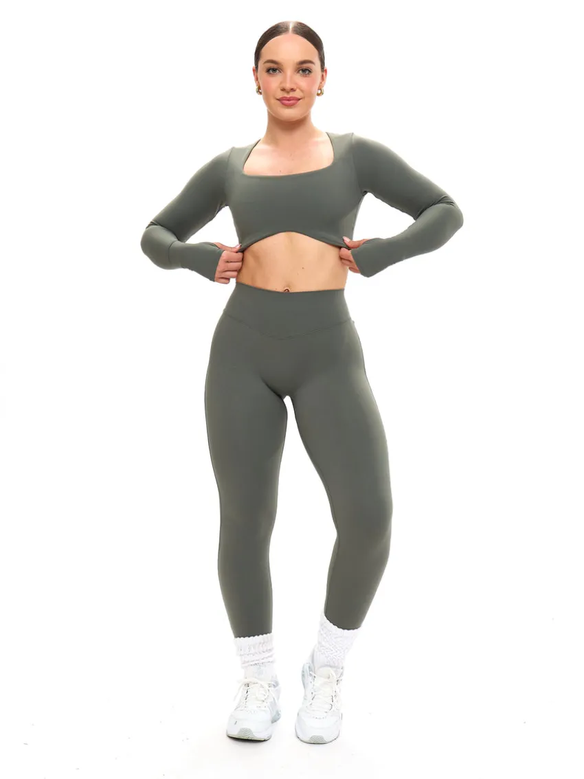 Aggressive Scrunch Legging