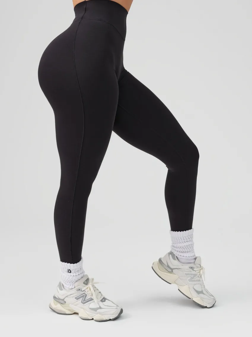 Aggressive Scrunch Legging