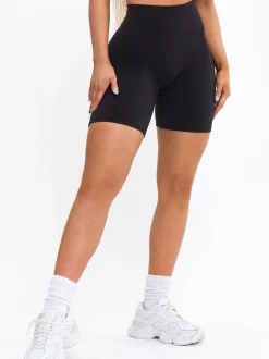 Aggressive Scrunch Short 7