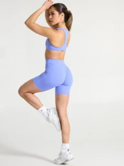 Aggressive Scrunch Short 7"