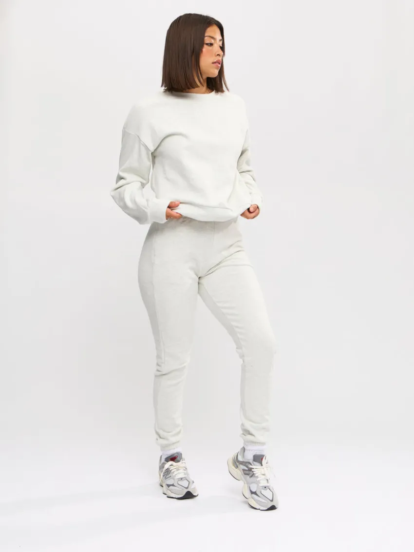 Cloud Crew Pullover