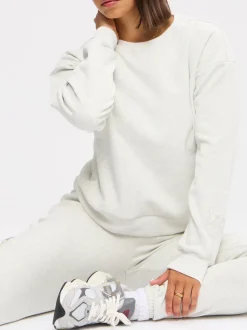 Cloud Crew Pullover