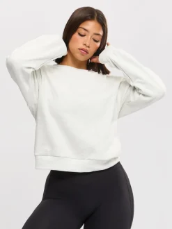 Cloud Crew Pullover