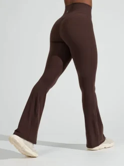 Legacy Flare Legging