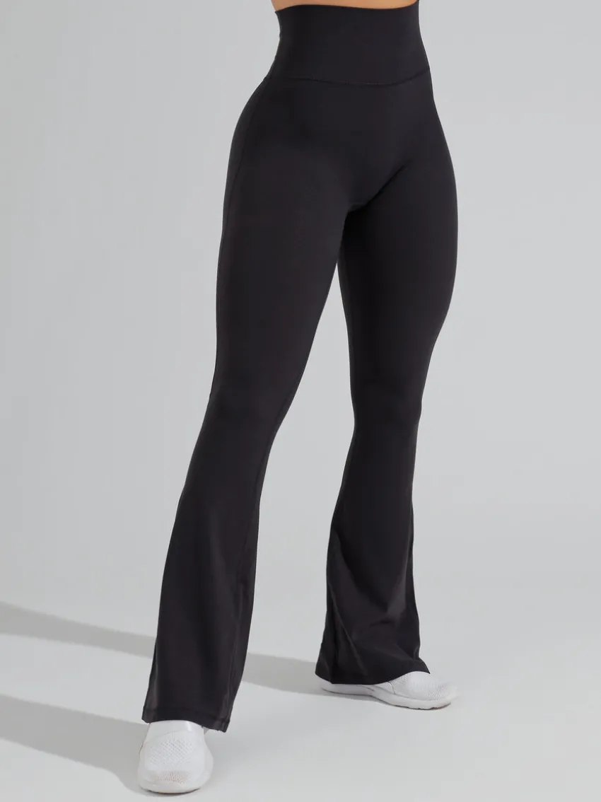 Legacy Flare Legging