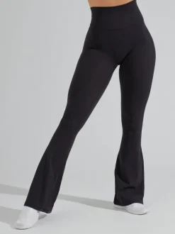 Legacy Flare Legging