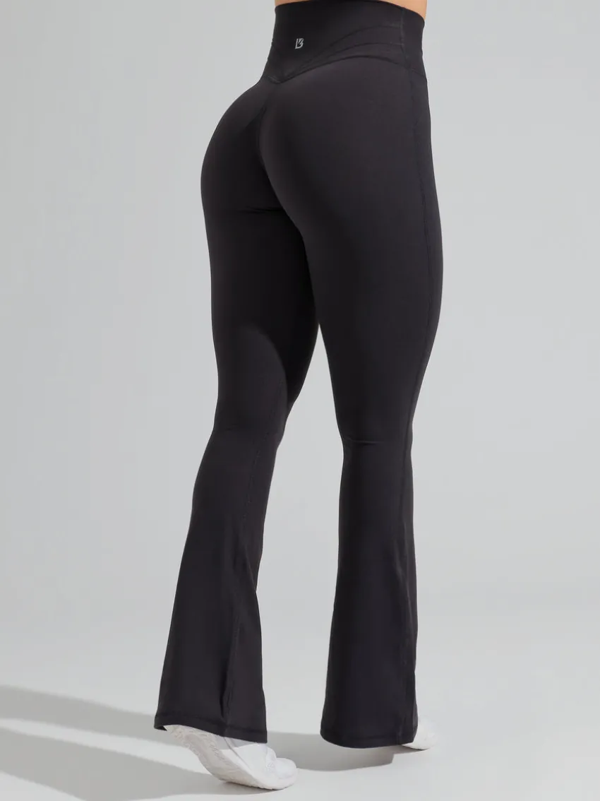 Legacy Flare Legging