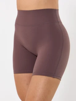 Legacy Short 6