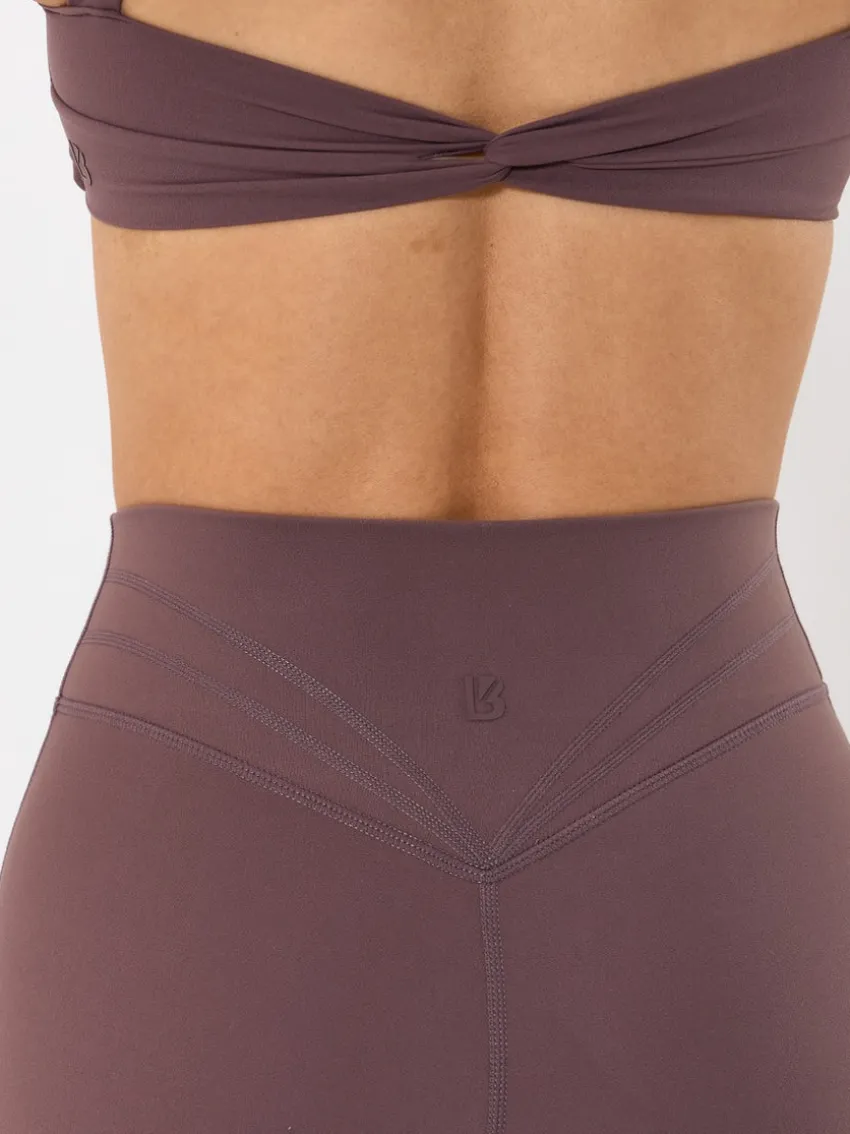 Legacy Short 6"