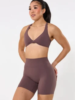 Legacy Short 6