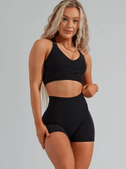 Legacy Short 4"