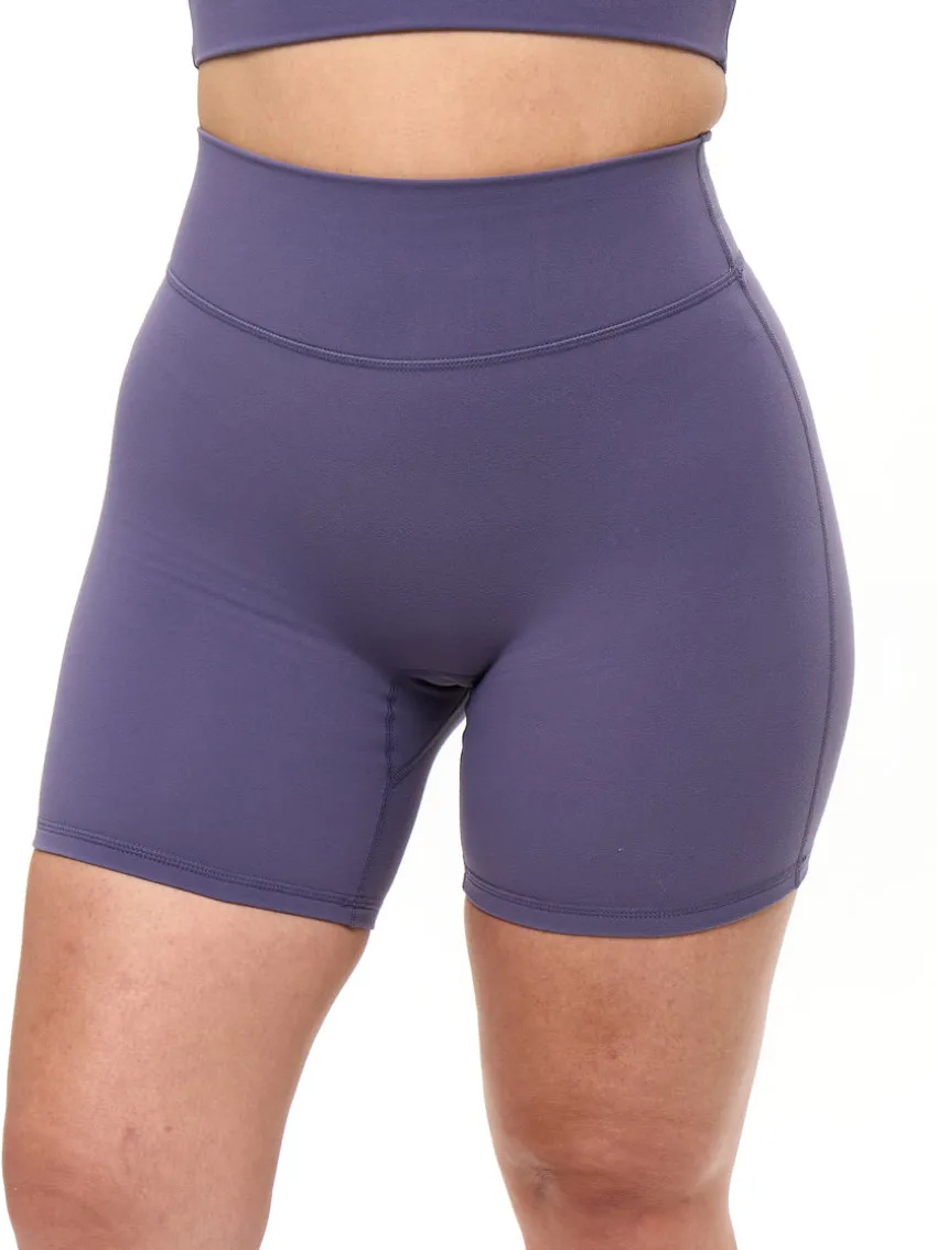 Legacy Short 6"