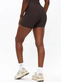 Material Girl Ribbed Short 6"