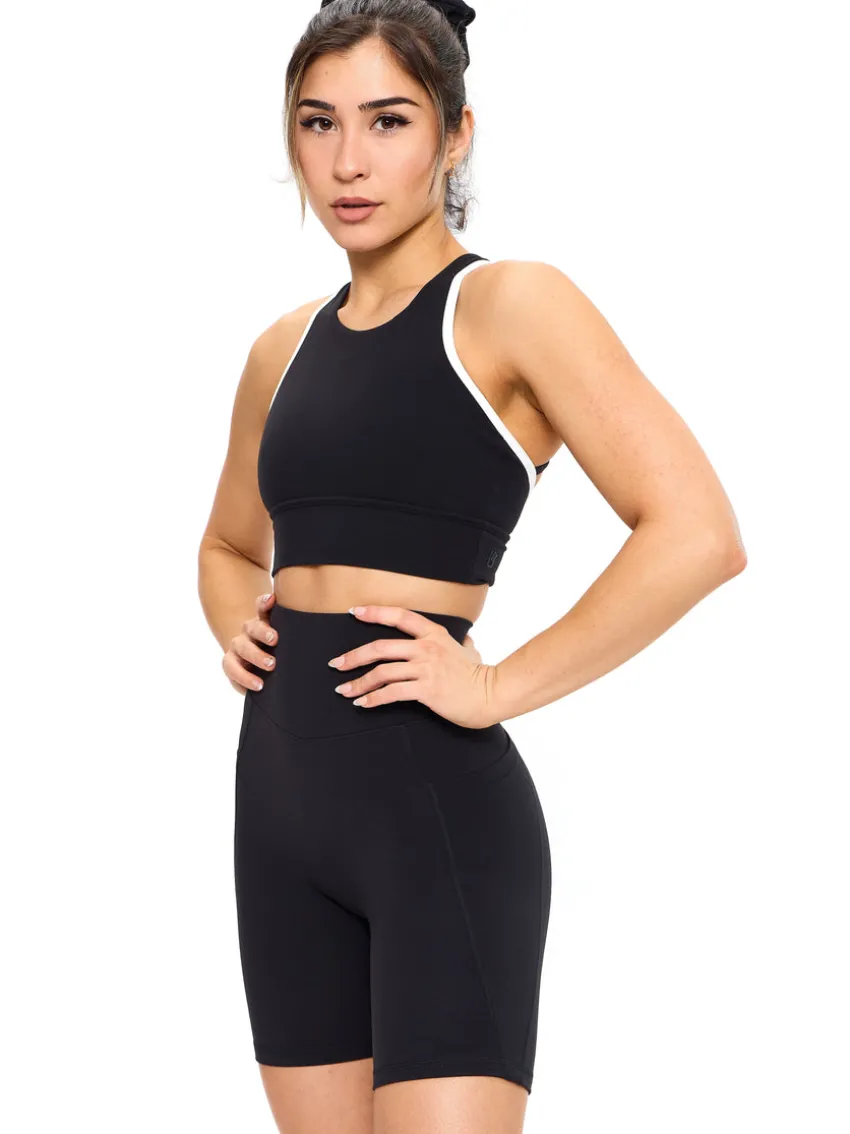 Rosa Pocket Short 7"
