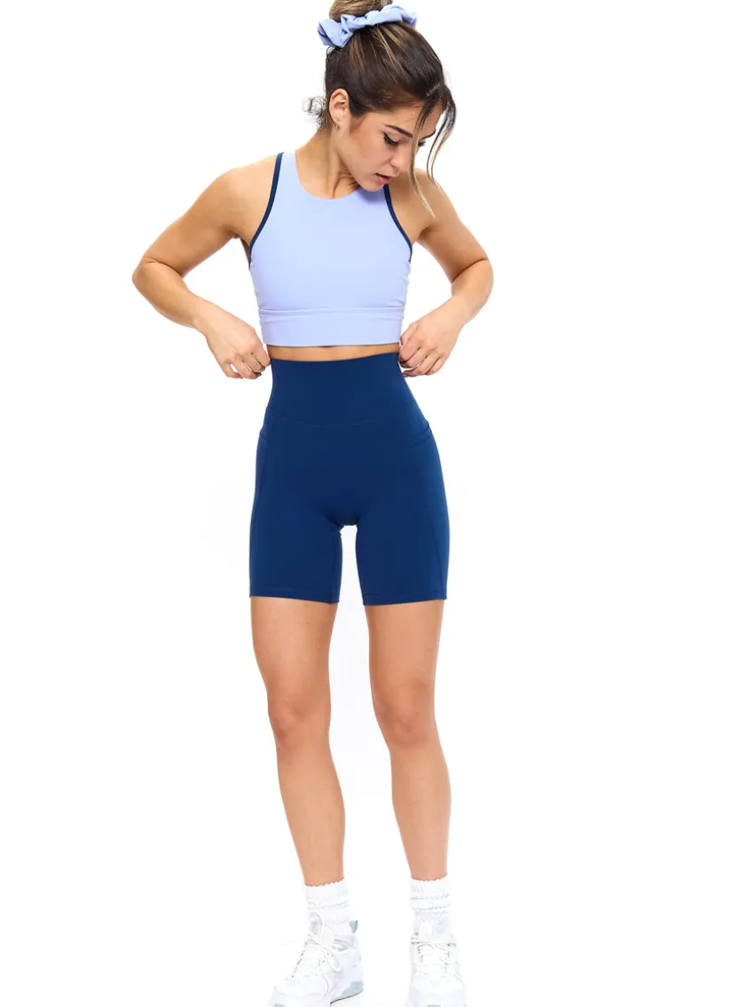 Rosa Pocket Short 7"