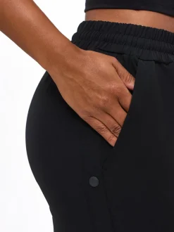 Snap Side Pant