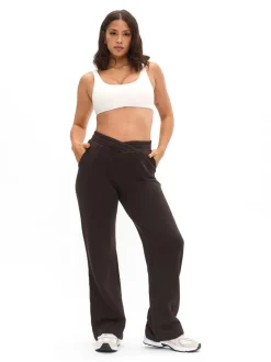 Threads Crossover Sweatpant
