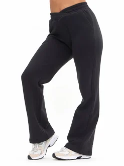 Threads Crossover Sweatpant